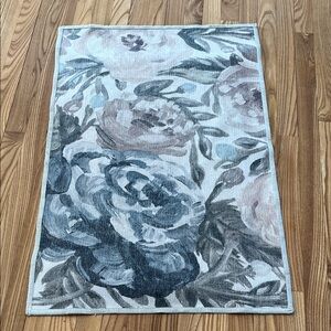 Ruggable 2x3 top cover, no pad. Camellia Jade